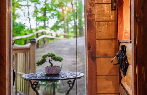 Hot Tub & WiFi - Romantic Hideaway - Foto 38