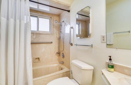 2 Mi to UNM Campus Home in Quiet Area of ABQ - Photo 18