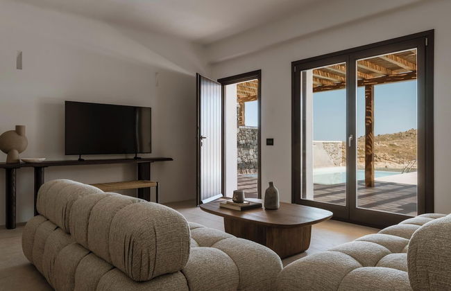 Casa Del Mar Mykonos Seaside Resort - Photo 46