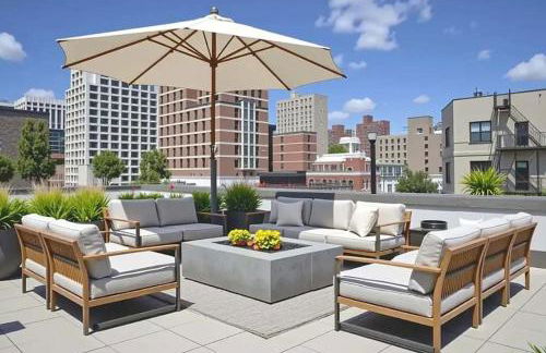 19-4I Stylish 1BR in the Heart of the East Village - Foto 6
