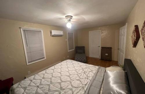 Cottage near Cedar Point and downtown Sandusky - Photo 14