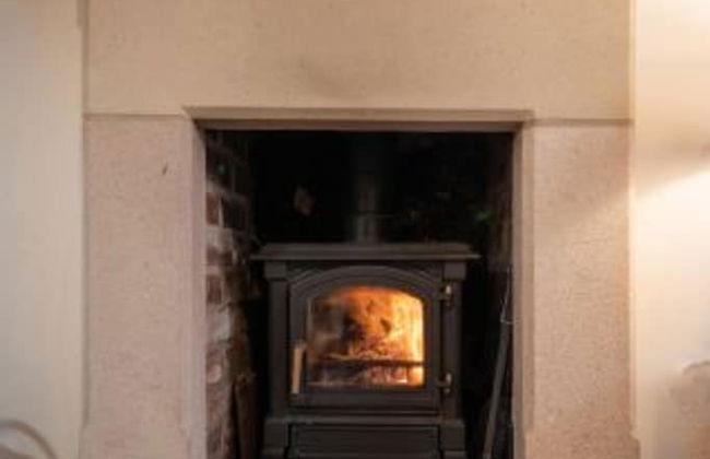 Host Stay White House - Photo 6