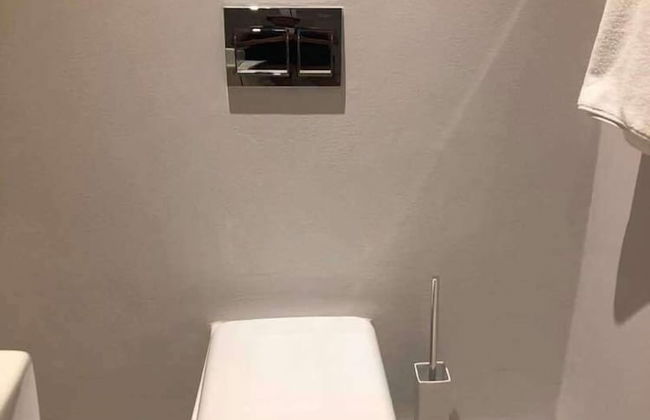 Stunning Apartment in Sandton - Photo 61