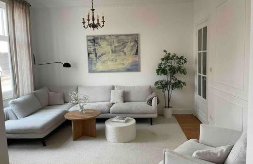 Grand appartement entier en hyper centre a 10 minutes de lille, métro a 50m et la gare de Tourcoing et à 900m et parking a proximité - Foto 4