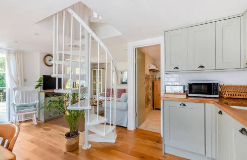 Candlewick Cottage - Photo 10