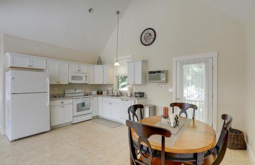 Inviting Summer Village Cottage Golf Cart and More! - Foto 6