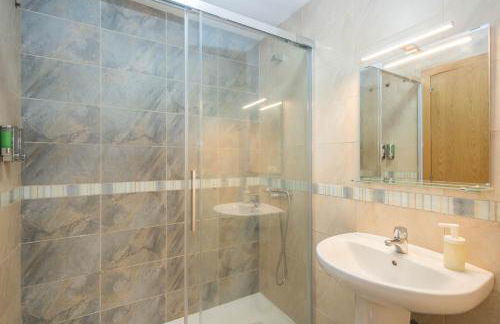 2BR BuenaVida Residential - Foto 47