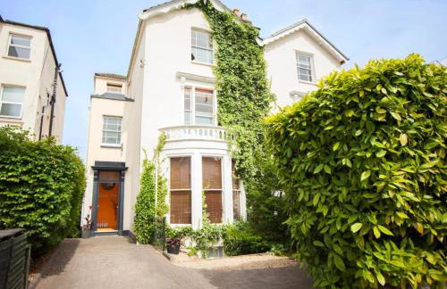 5 Bed Corporate House in Redland FREE 5-Car Parking & King Twin Rooms 3 Bathrooms Mon-Fri Stays - Foto 45