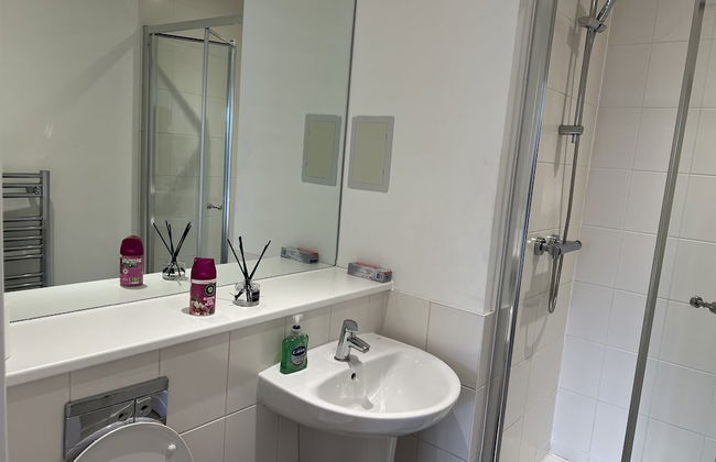 Mordern Retro 2 Bedroom Apartment - Foto 18