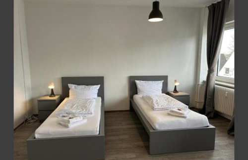 BoLA 11 Monteurzimmer Hamburg Nord Bad & Küche extern - Foto 6