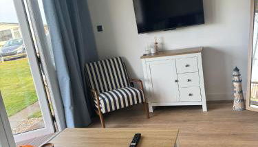 K44 Mablethorpe Chalet Park- Dog Friendly - Fast WiFi - Foto 4