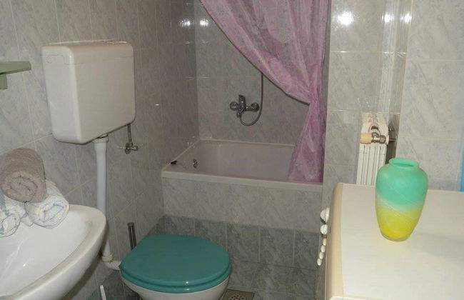 Serene Garden Apartment With Terrace - Foto 5