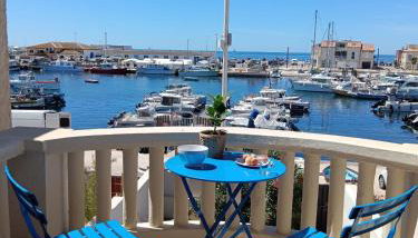 SUPERBE maison, rénovée port de Carro -terrasse,calme & lumière - Photo 2