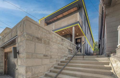 Sunflower Suite Modern Loft with Skyline Views - Foto 22