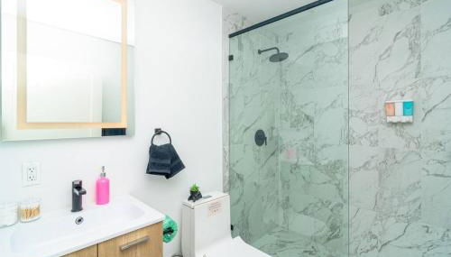 Centrally Located 1BR with King Bed Near Brickell, Airport Downtown and Wynwood - Foto 4