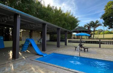 Chácara charmosa com piscina, campo de futebol - Photo 15