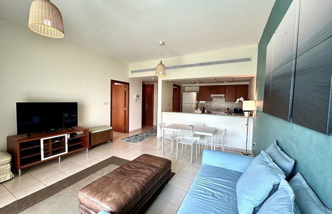 Lux BnB I Turia Tower I Lake & Garden View - Photo 17