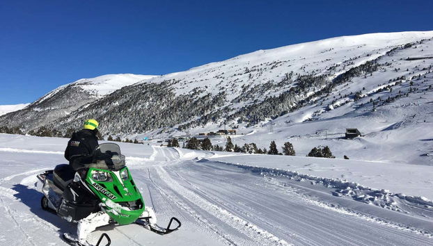 Grandvalira Snowmobile Ride - Foto 5