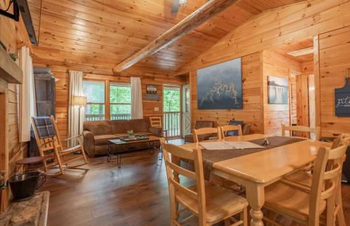 Table Rock Lake Cabin - Sassafras #14 with Lake Access Hot Tub Outdoor Pool - Foto 12