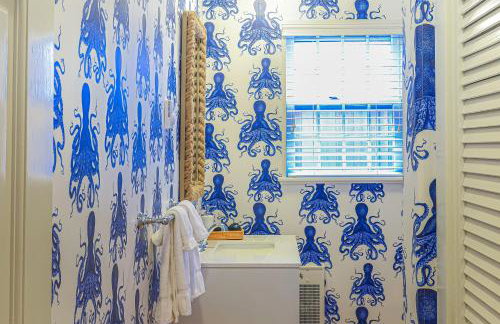 Close to Dtwn Nantucket! Group Getaway with Patio - Foto 37