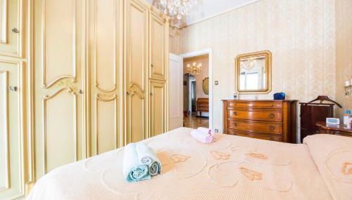 Trilocale con Vista - 10 Min Centro - Foto 5, towels, wardrobe