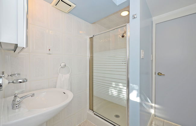 Richview Gardens Apartment - Photo 9