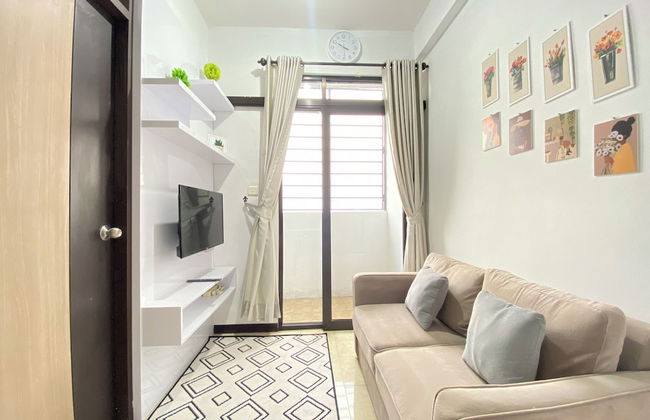 Homey 2Br Furnished Apartment At The Edge Bandung - Photo 17
