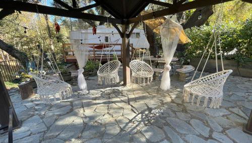 Vintage RV Creekside Nature Retreat near Ojai next to Swim Holes Hike - Foto 4