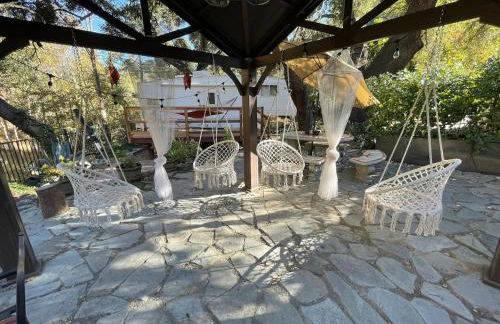 Vintage RV Creekside Nature Retreat near Ojai next to Swim Holes Hike - Foto 4