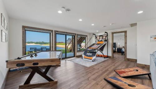 New Listing Lakeside Beach Sleeps 15+ Pet friendly - Foto 3, Game Room