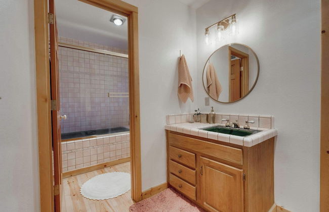 North Lake Hideaway Prime Locale for Outdoor Fun - Foto 19