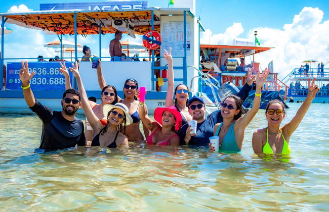 Giro in catamarano all'isola di Areia Vermelha - Foto 10