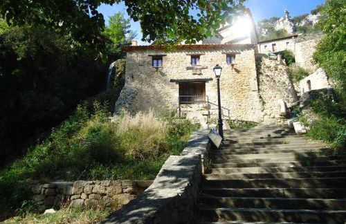 El Salto del Agua Auténtico El Molino de la Cascada Orbaneja - Photo 3