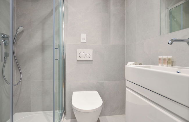 Sale Place Serviced Apartments by Concept Apartments - Photo 34