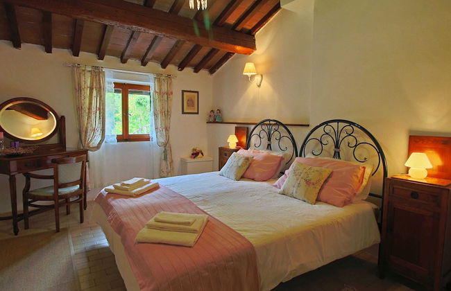 Spacious Villa With Pool in Fabriano Italy - Foto 4