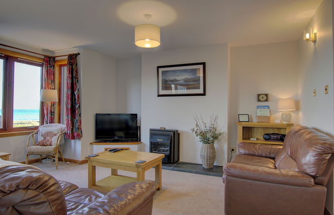 2 Links View Brora in Brora - Photo 1