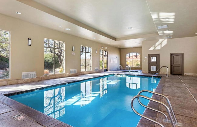 Coral Springs Getaway - Outdoor and Indoor Heated Pool - Close to Zion National Park - Photo 8