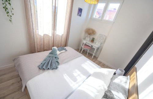 Stylish Apartment with balcony in quiet Area near Old Town & Beach - Photo 3