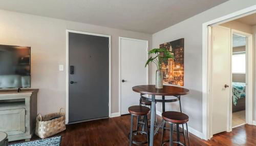 HOLLY SECOND FLOOR 2 King Beds - Photo 4