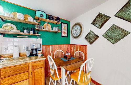 Relax at The Cove Waterfront Getaway - Foto 6