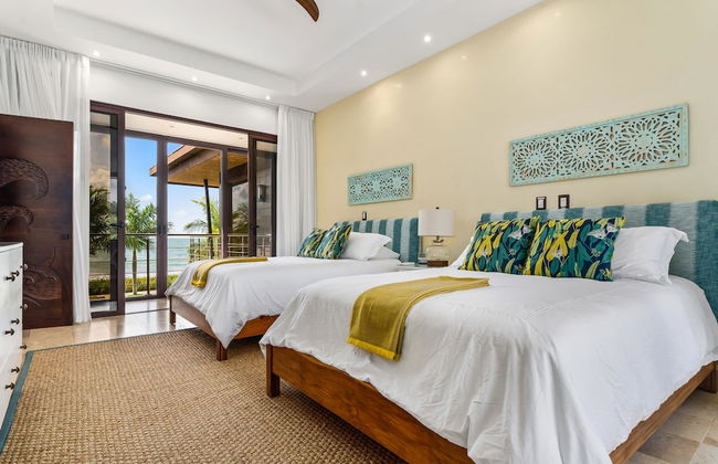 Beachfront Villa - Sunsets and Daily Maid Service - Photo 19