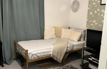 Room in a shared Flat in London Shepherds Bush - Foto 1