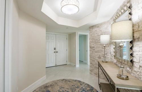 Steps to Beach & Pool - Resort Amenities Galore! - Foto 21