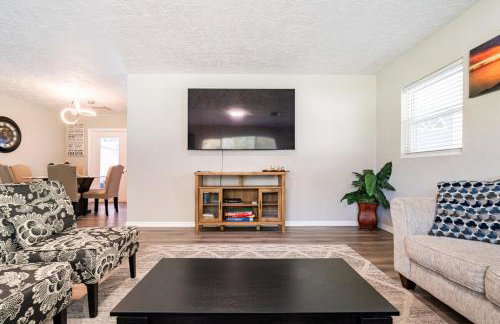 Vacation House with Heated Pool in Bradenton! - Foto 38