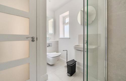 Luxury Oxford Apartment Sleeps 4, Free Parking - Pass the Keys - Foto 7