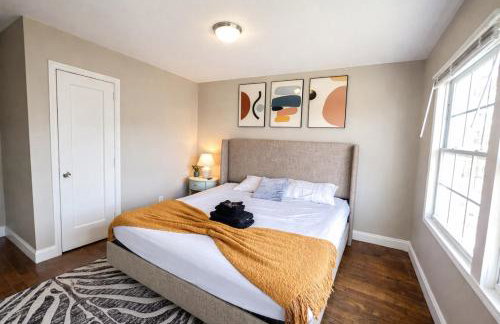 Downtown Birmingham Business 1BR Retreat with Wi-Fi and Free Parking Near UAB - Photo 9