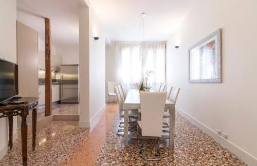 Casanova Deluxe Apartment by Wonderful Italy - Photo 90