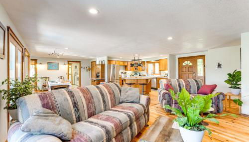 Oregon Farmhouse Hideaway on 53 Acres - Foto 5