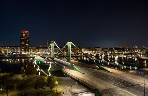 THE FLAG Oskar M. - Foto 7