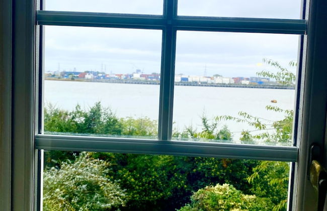 Impeccable 2-bed Apartment in London - Foto 31